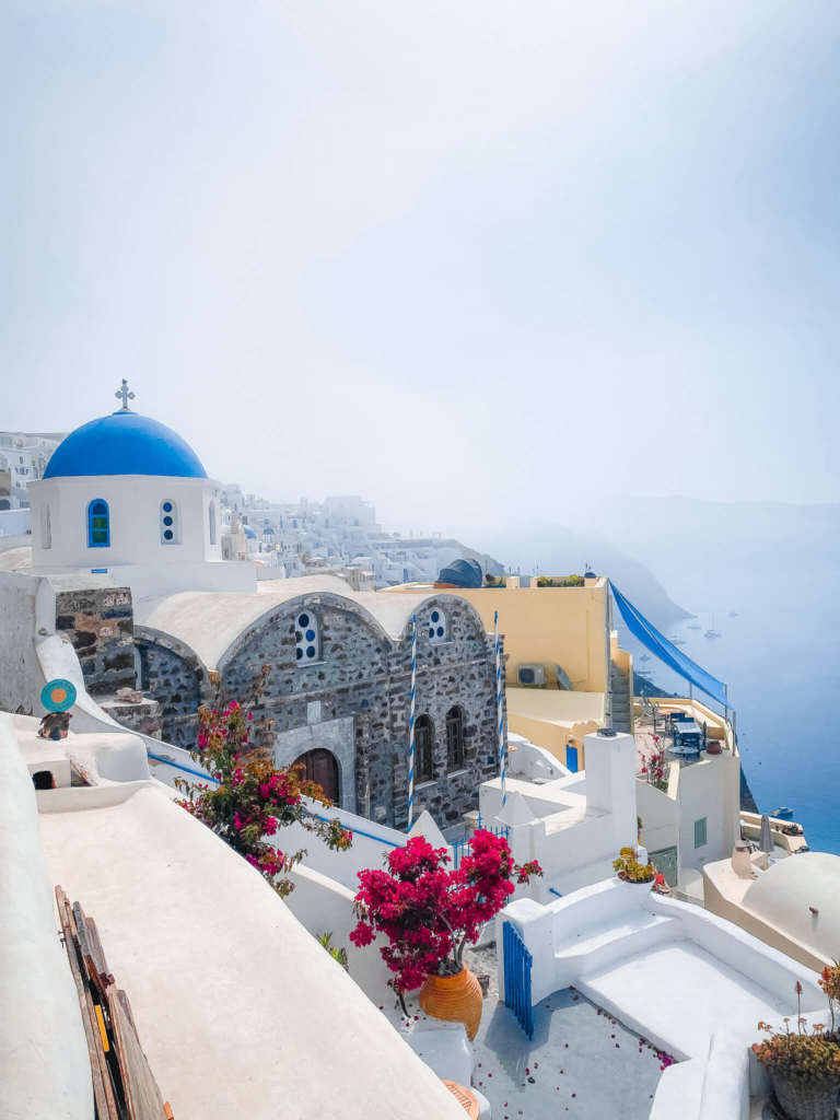 Oia, Santorini, Greece: Must see for 1 day in Santorini


